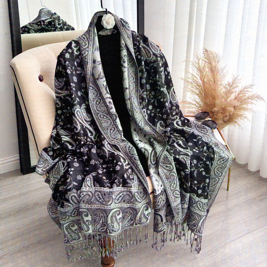 Florence Paisley Jacquard Wrap