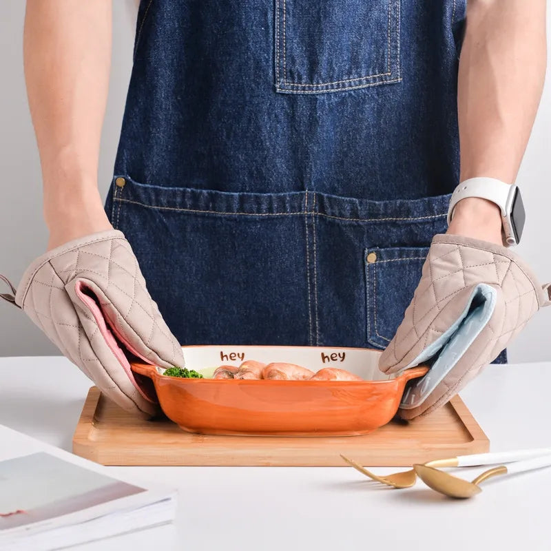 GripGuard Oven Mitts