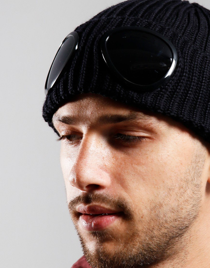 2-in-1 Goggle Beanie